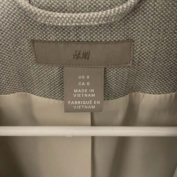 H&M Blazer - Picture 2 of 2